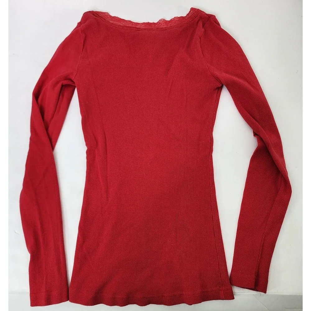 Disney Store Minnie Embroidered Shirt Womans Size Small‎ Red Longsleeve V Neck - Picture 4 of 9